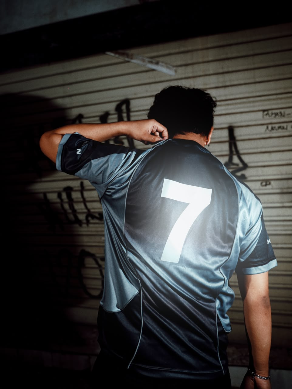 HIKEN NOIR BLACK JERSEY